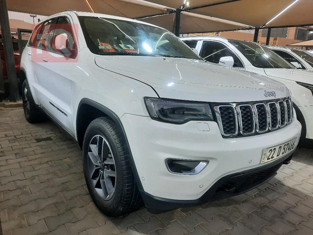 جیپ گراند شیرۆکی